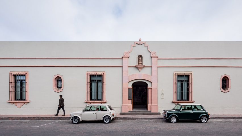 Ta Hotel de Diseno by Anonimous and JAHS