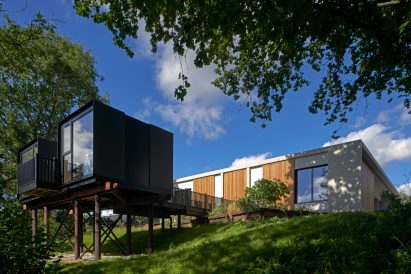 Haus on the Ridge by TP Bennett