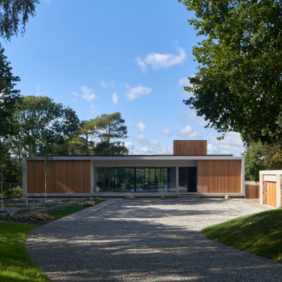 TP Bennett’s Haus on the Ridge informed by vintage camera