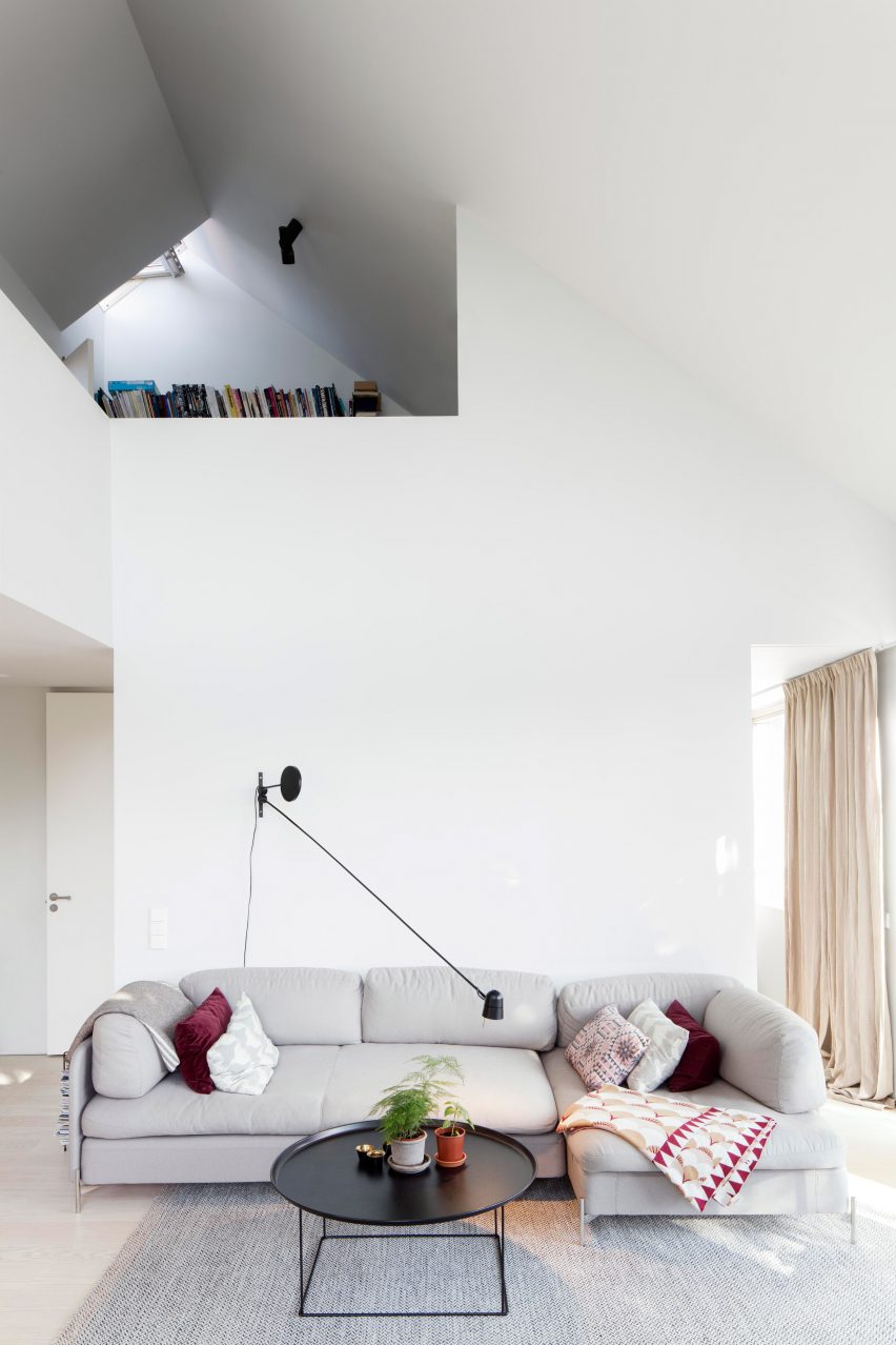 Living space in Villa Timmerman by Andreas Lyckefors and Josefine Wikholm