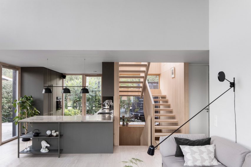 Kitchen and lounge in Villa Timmerman by Andreas Lyckefors and Josefine Wikholm