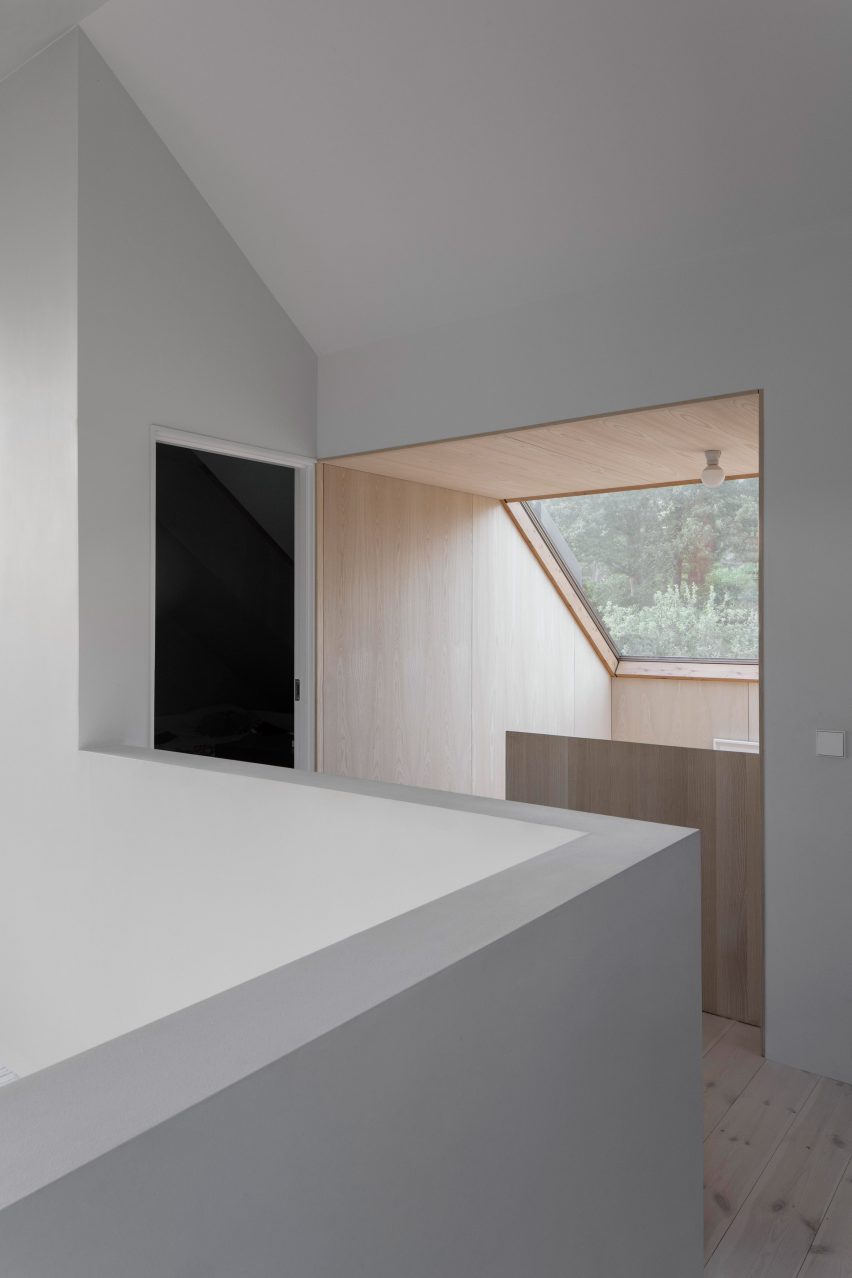 Roof window in Villa Timmerman by Andreas Lyckefors and Josefine Wikholm
