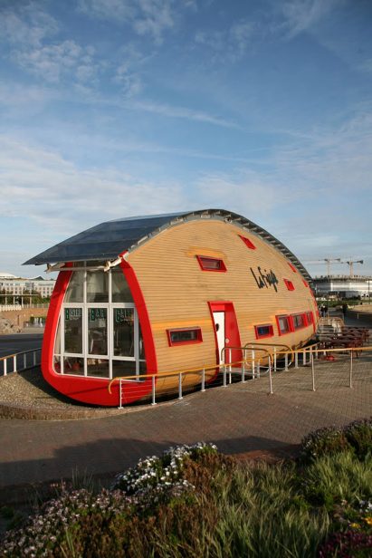 La Frégate cafe by Will Alsop