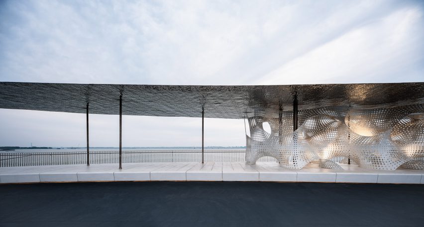 Pavilion on a bridge over Yuandang Lake