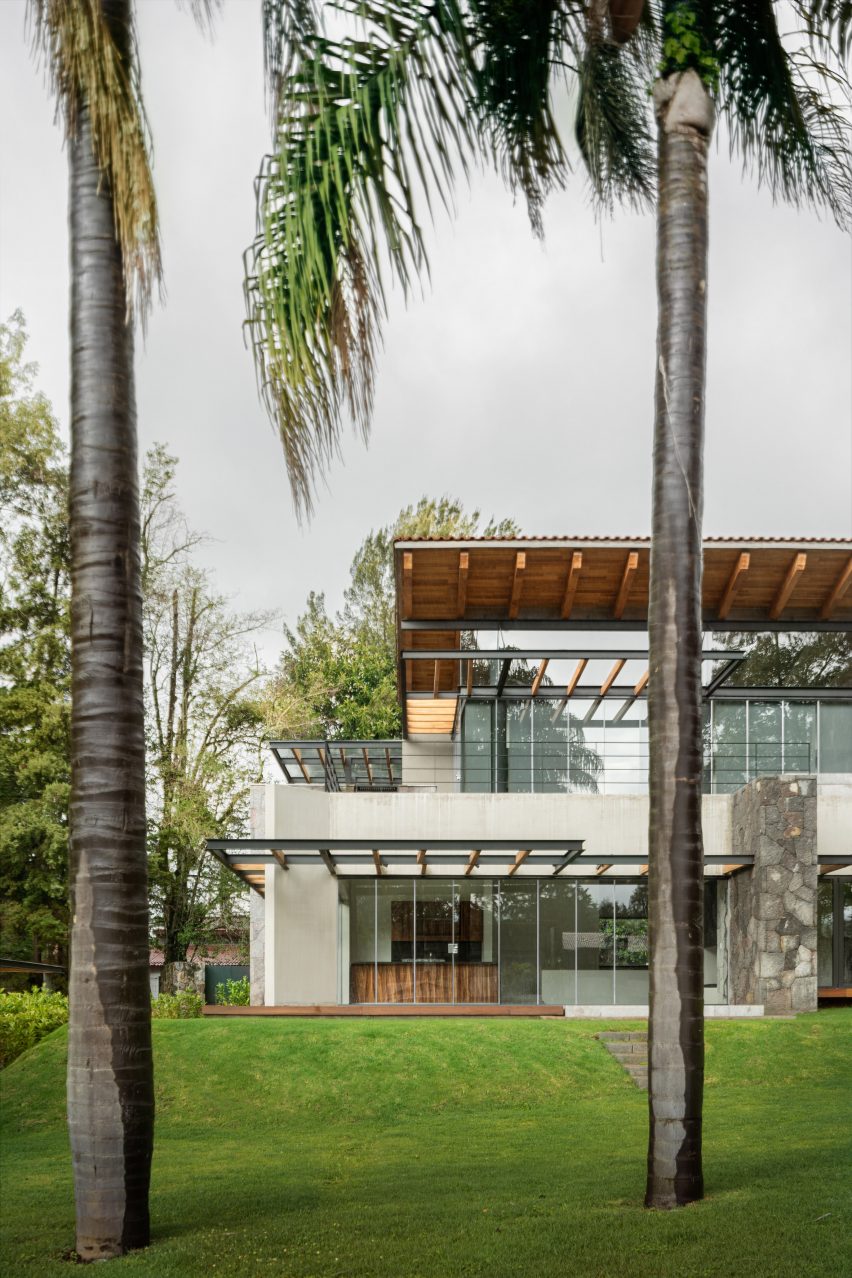 Avandaro 333 by Zozaya Arquitectos