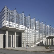 Agrotopia greenhouse by Meta Architectuurbureau and Van Bergen Kolpa Architecten