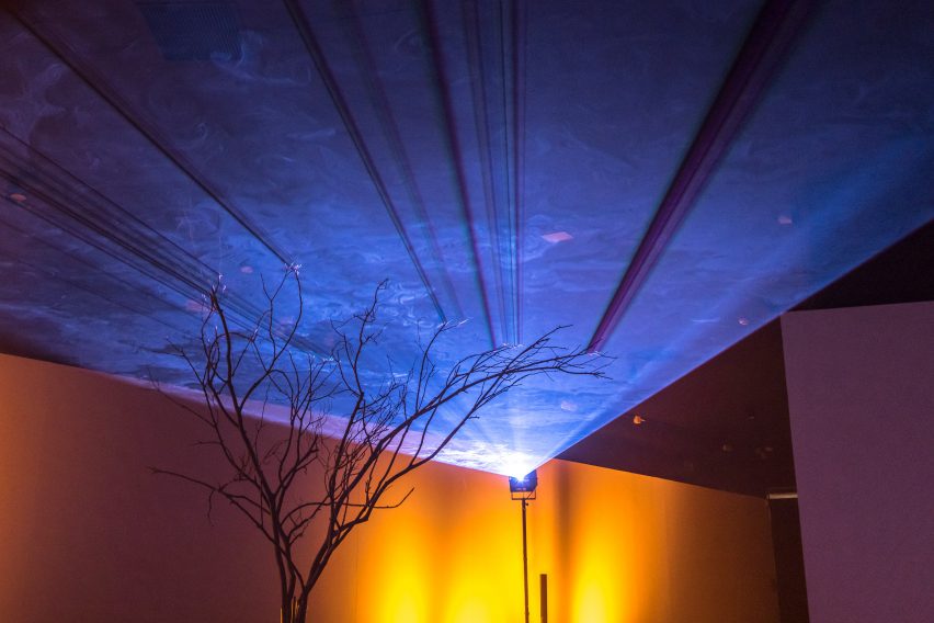 Fiat Lux.3 Architectures of Light is an installation by Antoni Arola and Simon