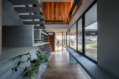 Concrete sculptural staircase