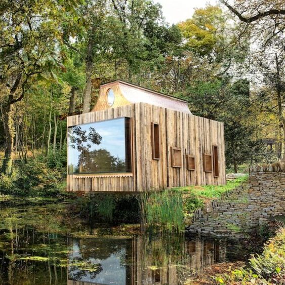 An expert’s argument against beehives in cities features in today’s Dezeen Agenda newsletter