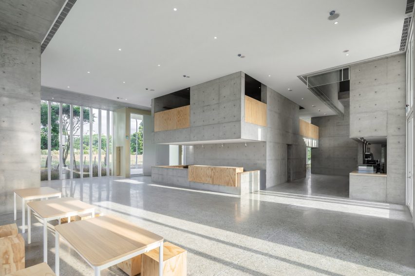 Tamkang Church is a vertical concrete church that was designed by Behet Bondzio Lin Architekten