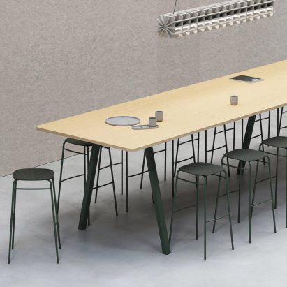 Big modular table system by De Vorm
