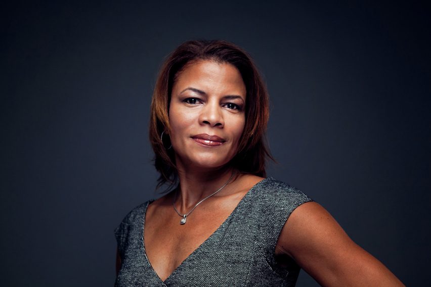 Dina Griffin headshot