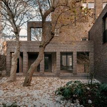 Grey-brick house extension