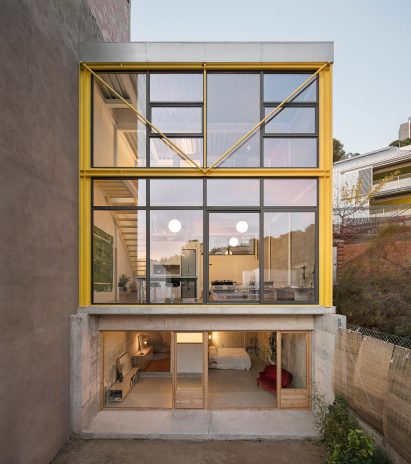 Exterior of Casa Collumpio by MACH