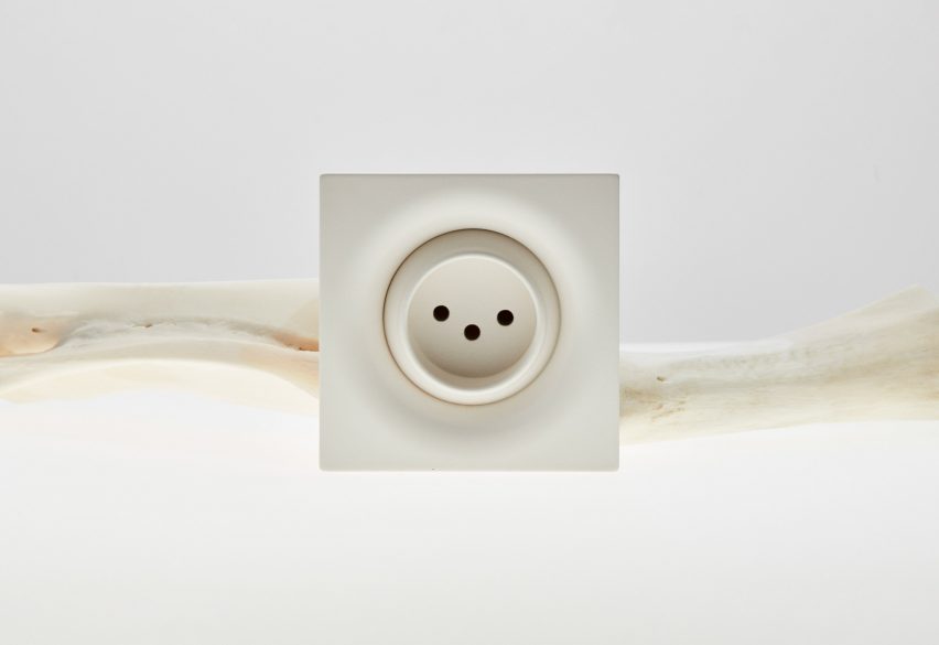 Elos socket by Souhaïb Ghanmi