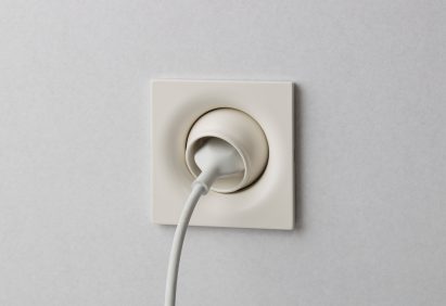Plus in Elos socket made from powdered animal bones
