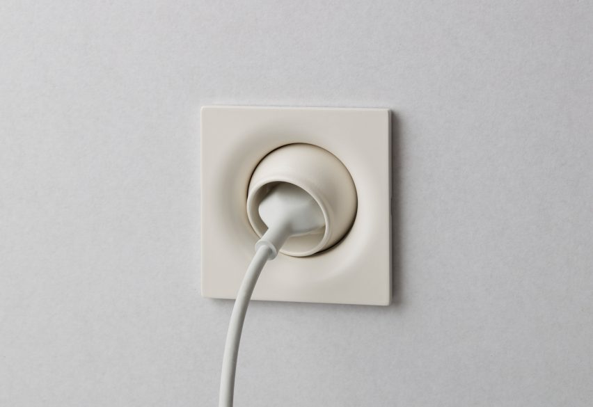 Elos socket by Souhaïb Ghanmi