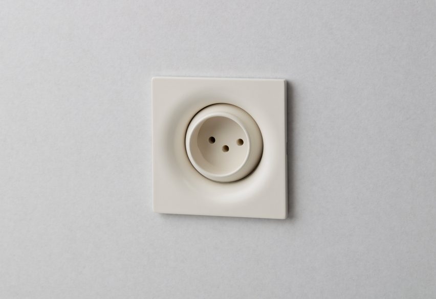 Elos socket by Souhaïb Ghanmi