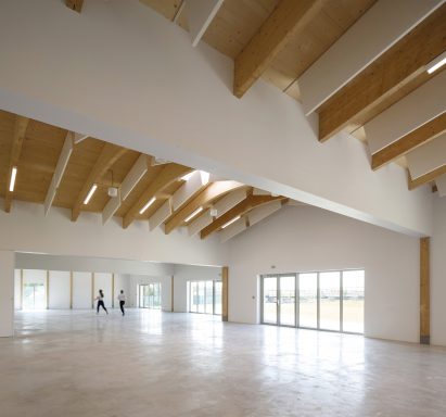 Multipurpose hall by Graal Architecture