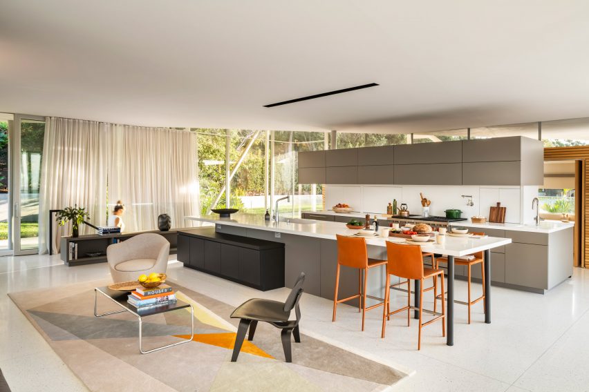 California House by Gluck+