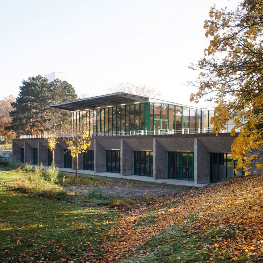 Crous University Refectory was extended and renovated by Graal Architecture