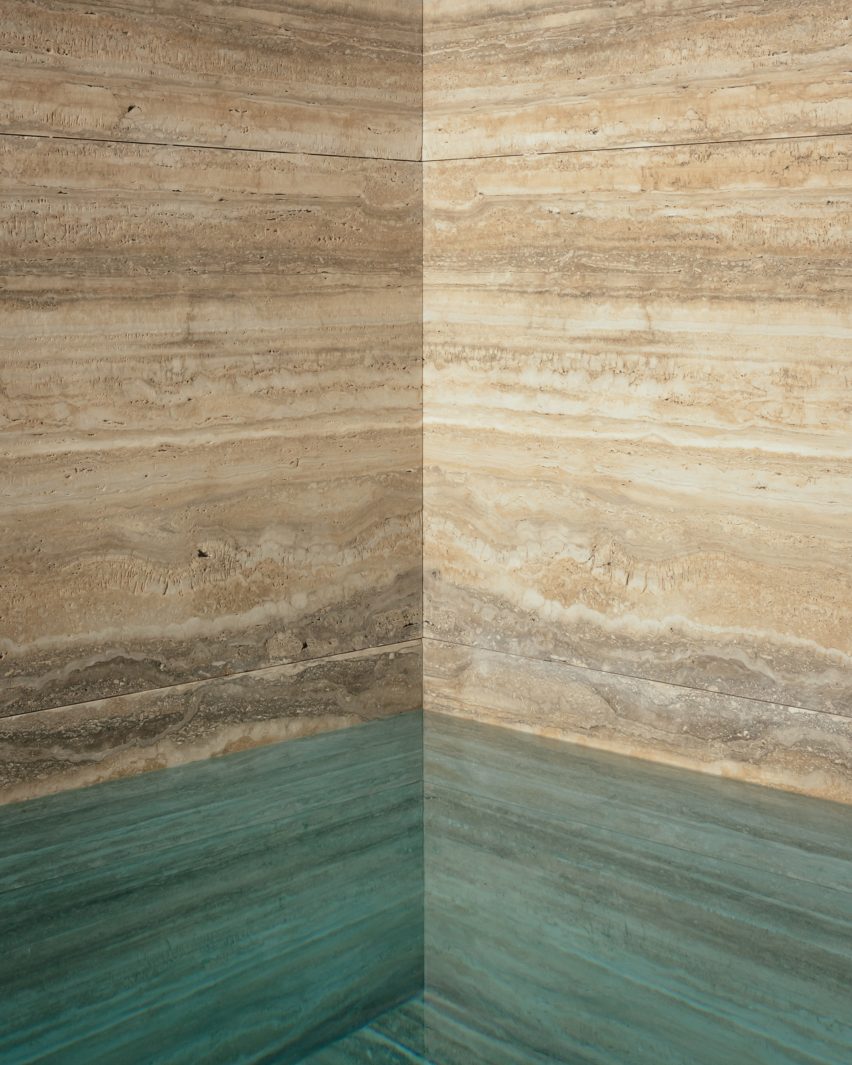 Travertine in House in Primrose Hill by Jamie Fobert Architects