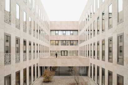 Image of an outdoor coutyard at the centre of the campus
