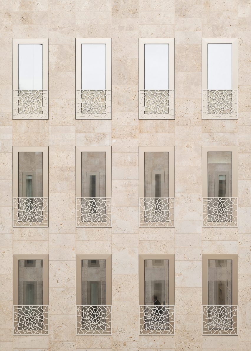 Geo and Environmental Centre is a research centre in Germany that was designed by Kaan Architecten