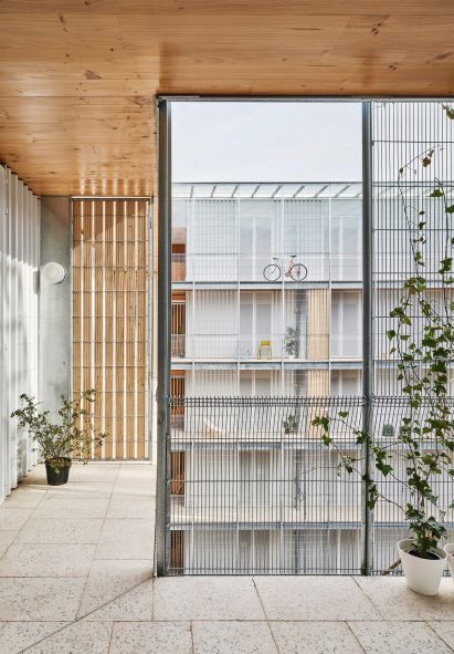 Timber social housing in Spain