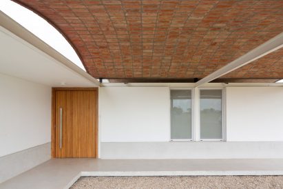 Casa Monopoli steel beams