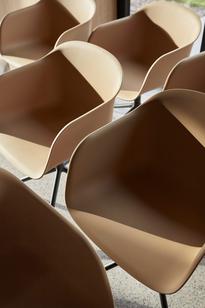Shell chair in brown