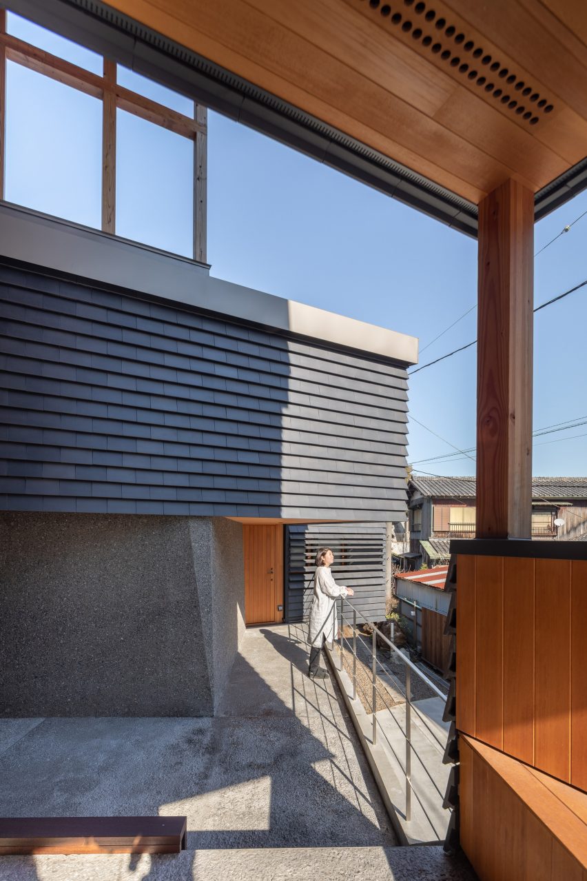 Chiba house terrace