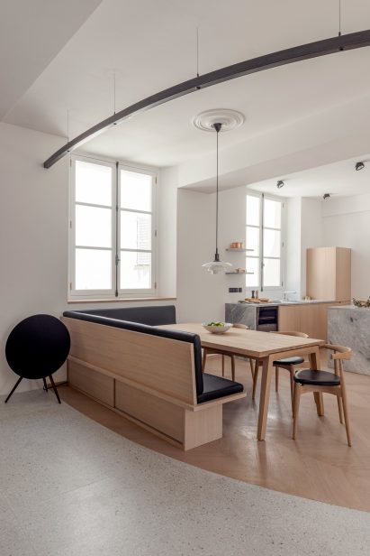 Kitchen and dining area in Le Marais apartment, Nicolai Paris by NOA