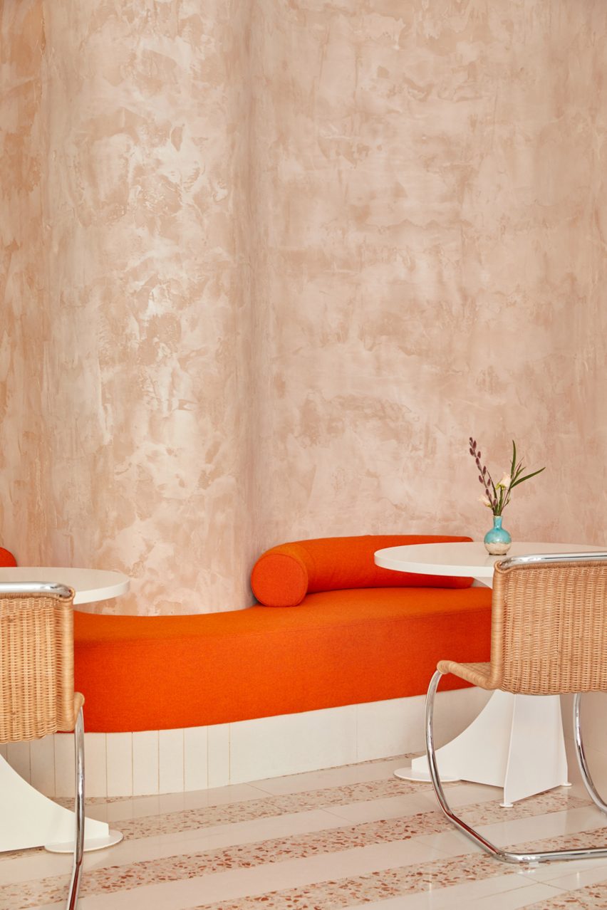 Clay plaster walls in Ottolenghi Chelsea