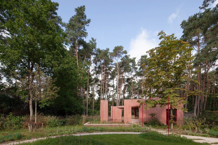 Exterior of the Refuge by NWLND Rogiers Vandeputte