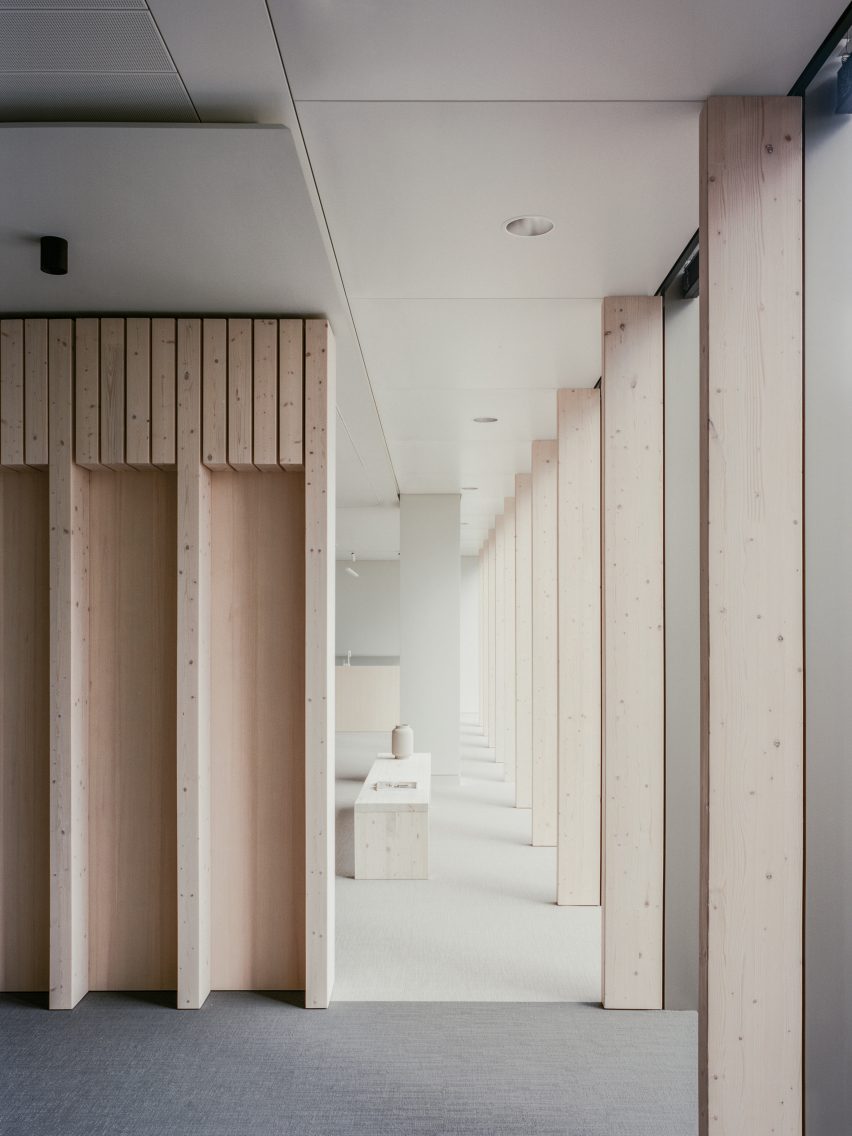 Spruce partitions feature in Samsung Design Europe's minimalist office