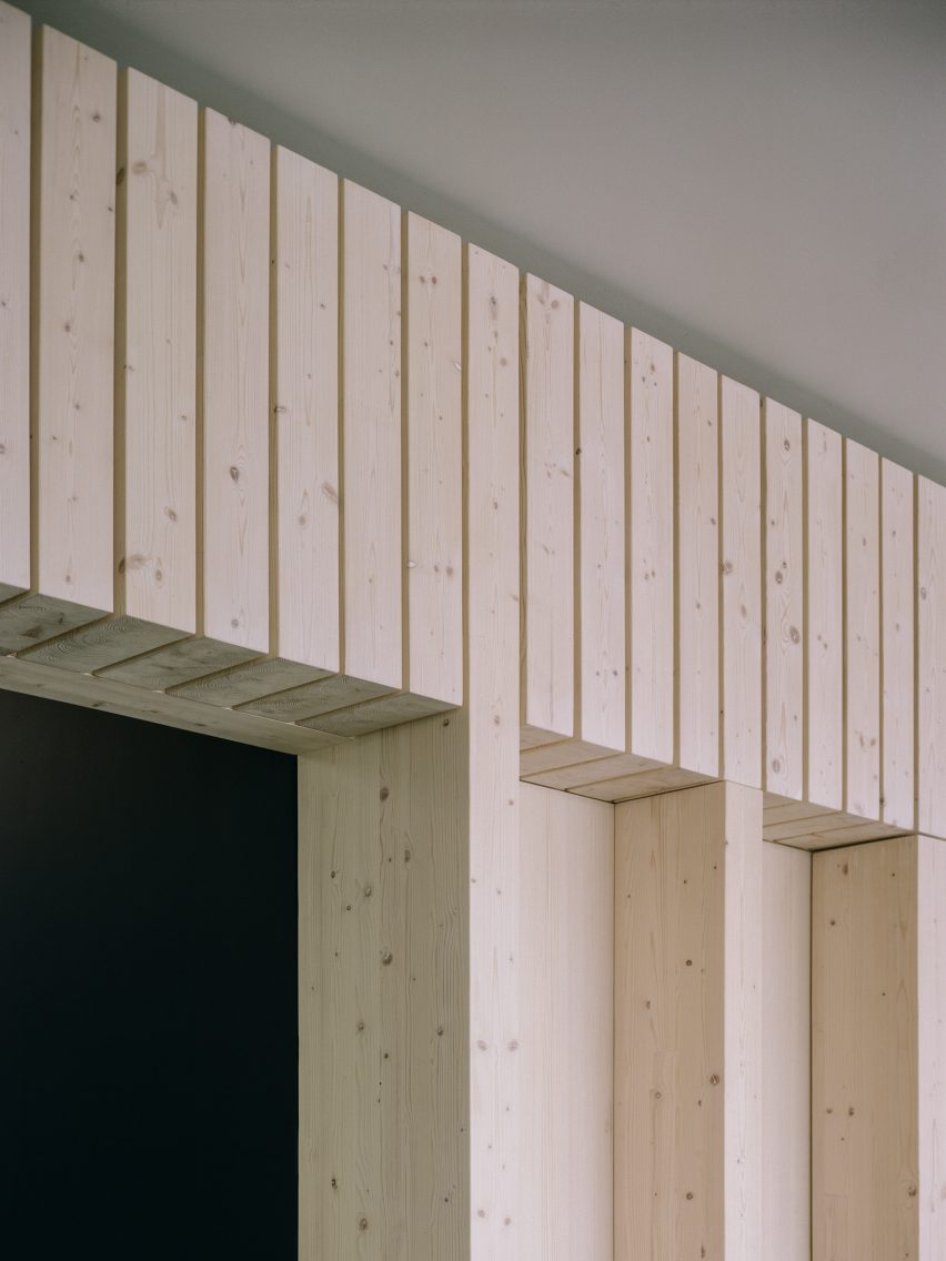 Spruce partitions feature in Samsung Design Europe's minimalist office