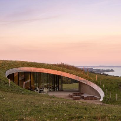 Hidden visitor Centre at Skamlingsbanken