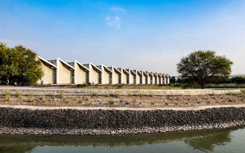Sanand Factory is an electronics factory in India that was designed by Studio Saar