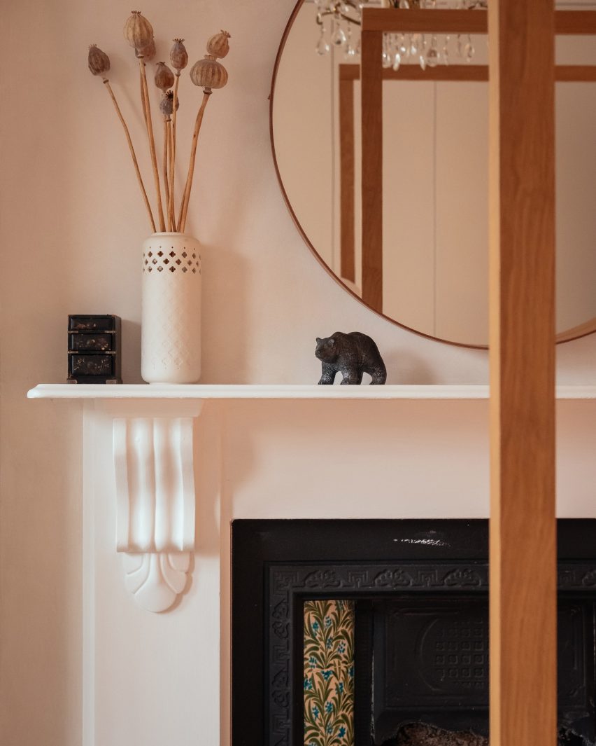Loft 62 is a residential extension in Brighton that was designed by Studiotwentysix