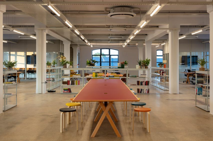 Lazlo offices by Henley Halebrown