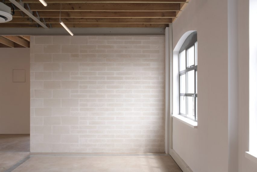Office floor in Lazlo offices by Henley Halebrown