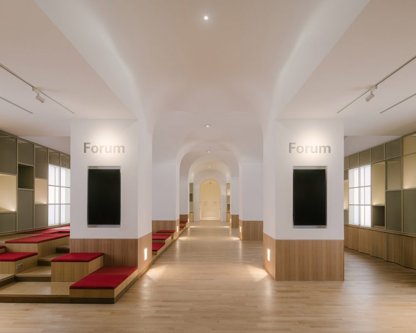 h2o Architectes designs The Studio inside the Louvre museum, Paris