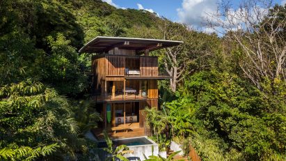 exterior costa rica treehouse