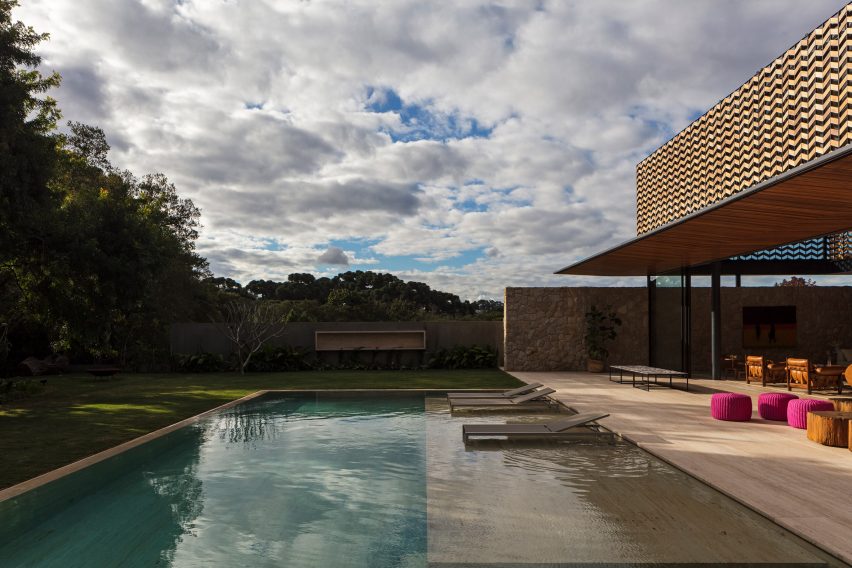 Marcos Bertoldi Arquitetos pool
