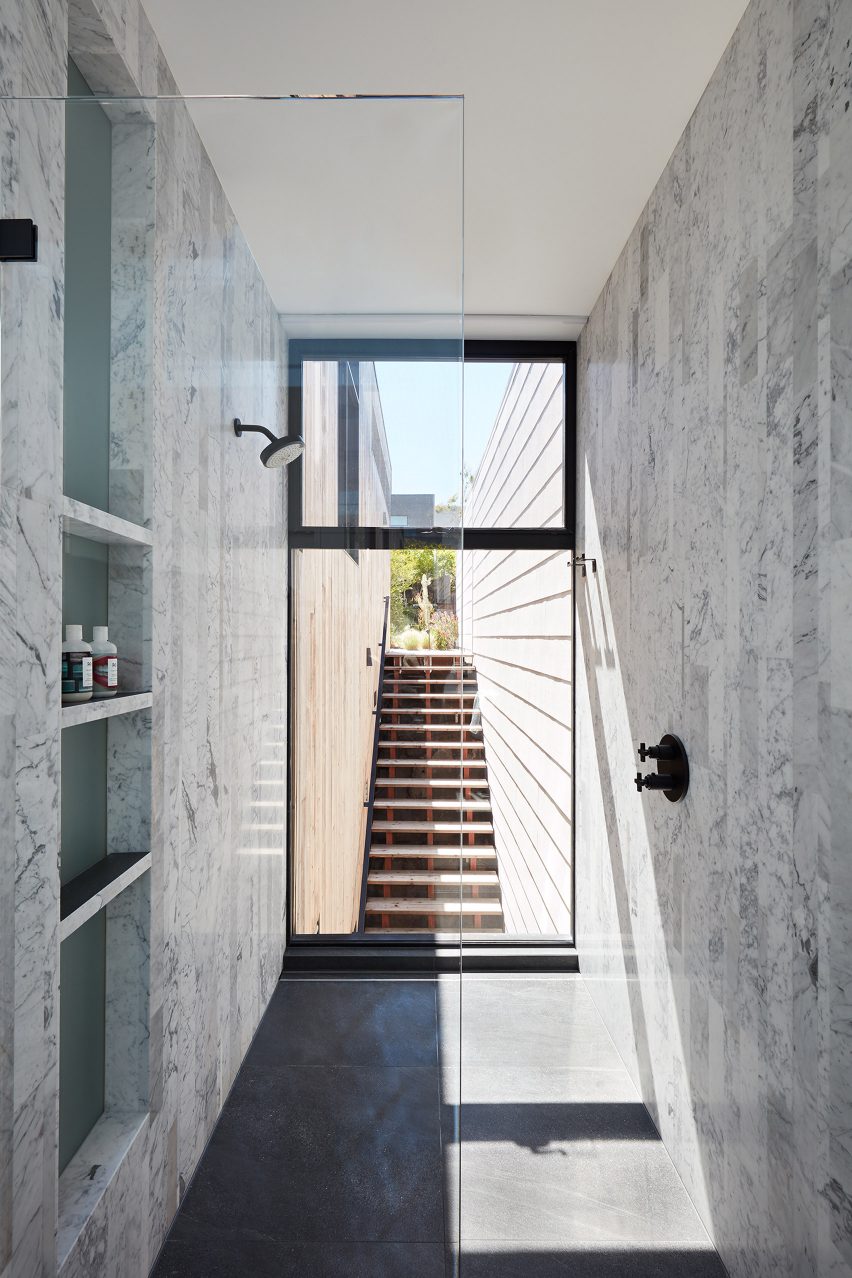 Klopf Modern Inversion bathroom
