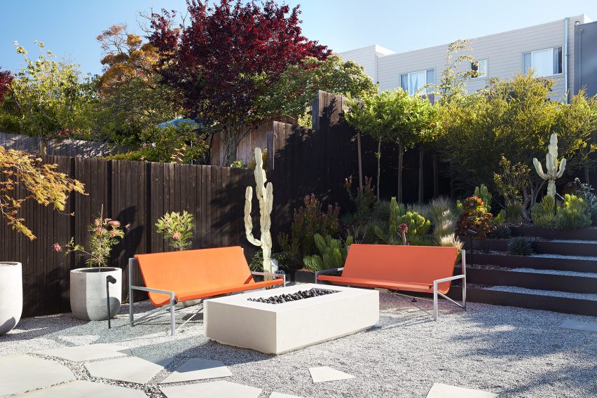 Klopf Modern Inversion terrace lounge