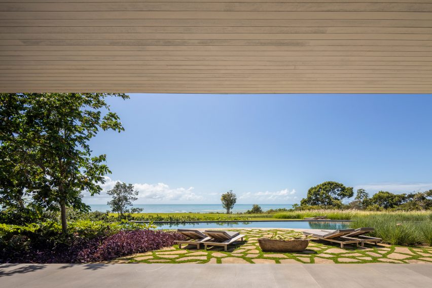 Studio MK27 Brazilian home