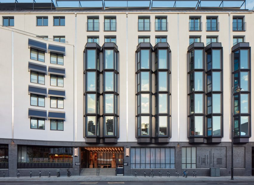 Oriel windows on One Hundred Shoreditch