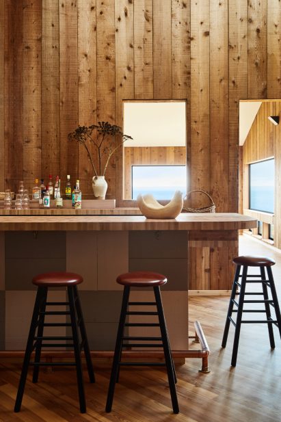 The Sea Ranch Lodge Mithun